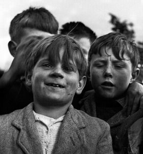 Sabine Weiss: A life as a Photographer - Exibart Street