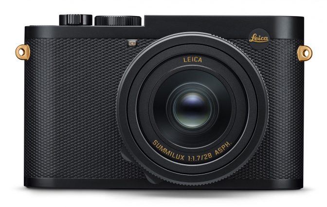Leica Announces the Q2 Daniel Craig x Greg Williams Limited Edition Camera - Exibart Street