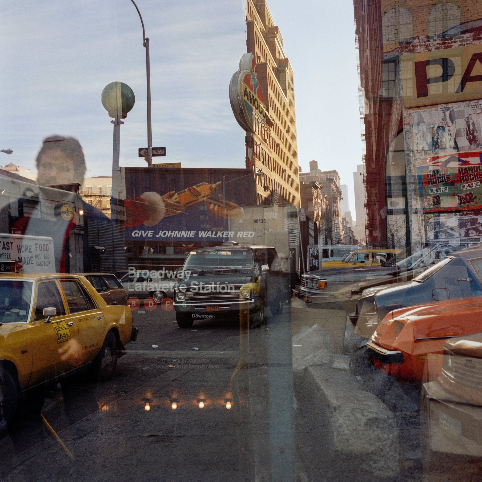 Janet Delaney: Red Eye To New York - Exibart Street