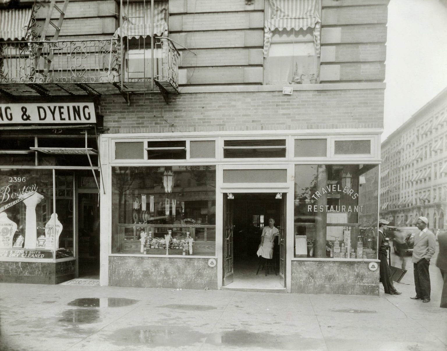 James Van Der Zee: A Portrait of Harlem - Exibart Street