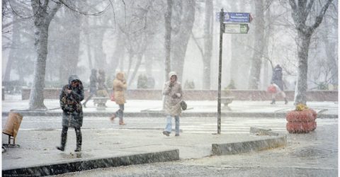 Snowstorm on Soborna square (Austria Platz).