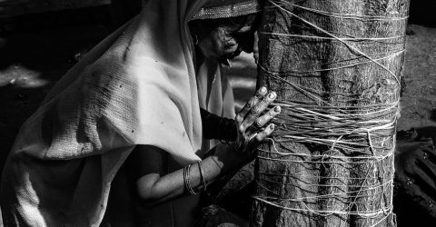 Worship rites. Orchha, 2018.