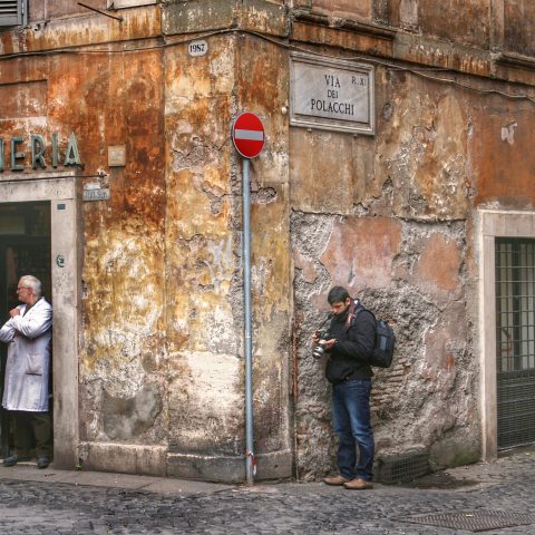 Entrambi in attesa.