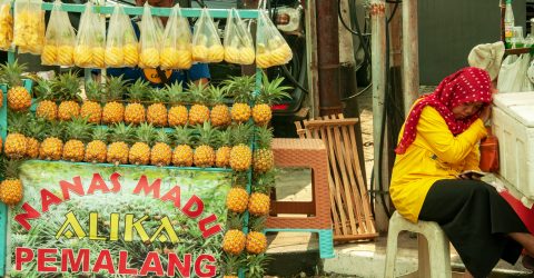 Yellow fruit and t-shirt