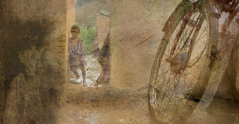 CHILD & WHEEL