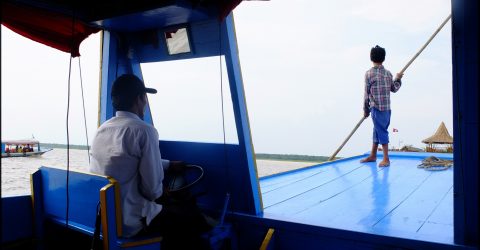 Tonlesap lake boat drivers