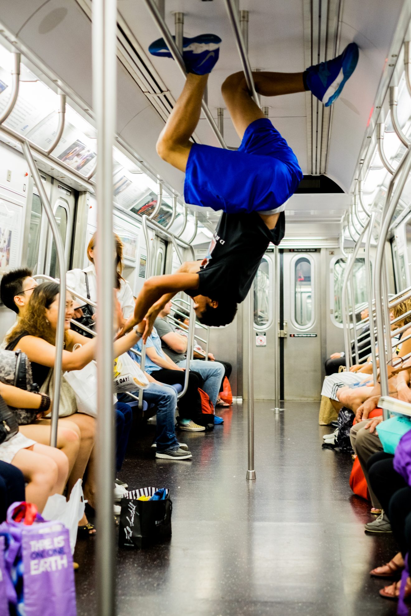 Breakdance in ny metro - Exibart Street