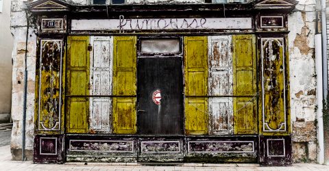 Boutique abandonnée